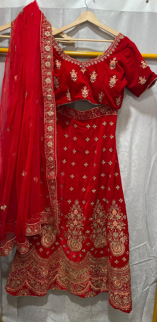 Maroon red velvet lehenga with zarkan zari embroidery pot design